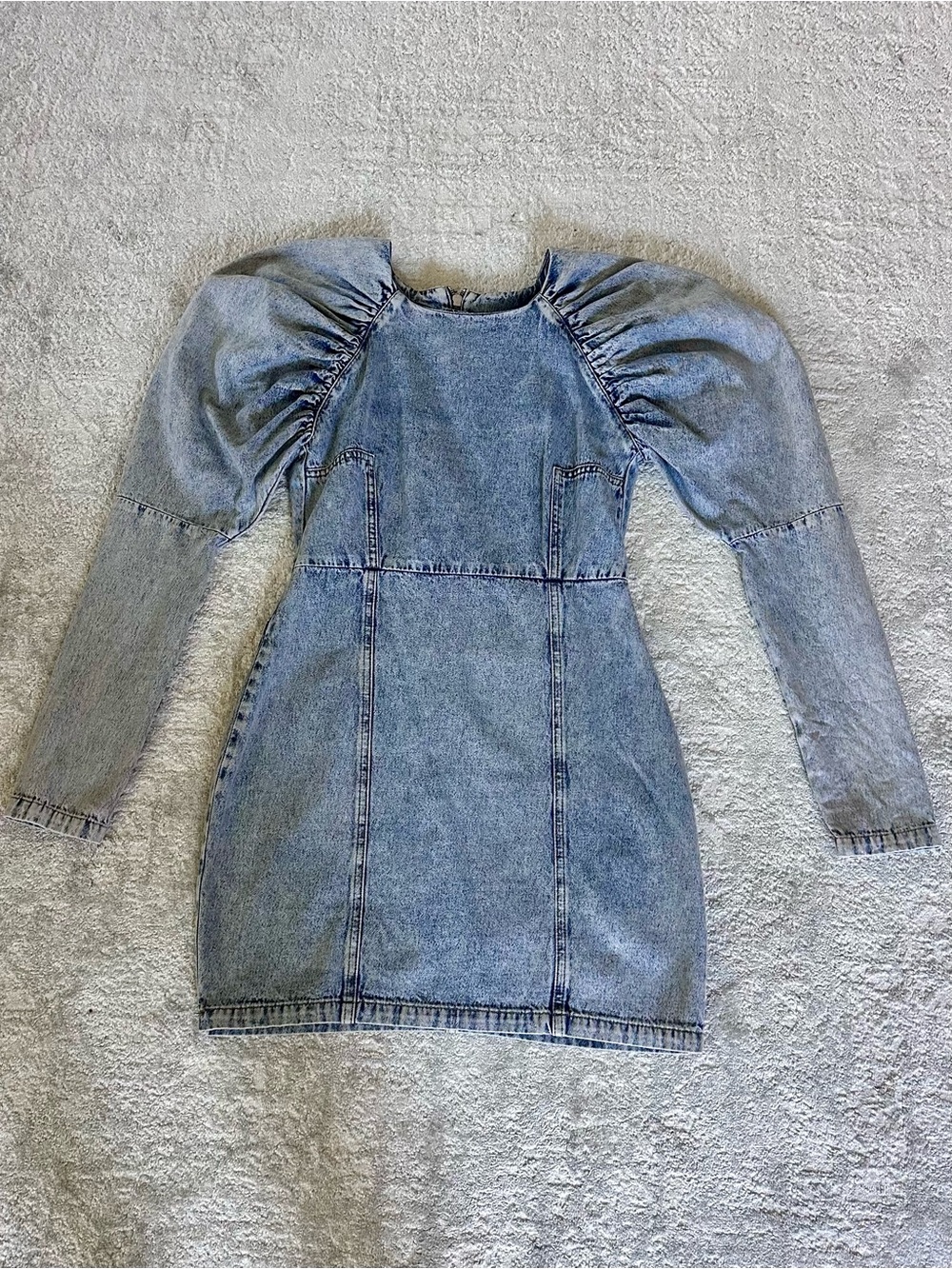 Reclaimed Vintage Denim Puff-Sleeved Dress - size 6